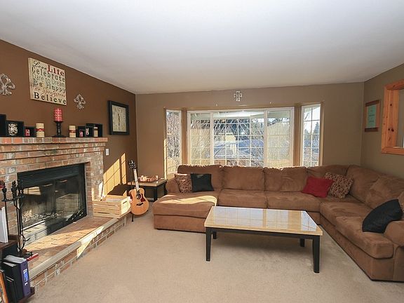 5th image of 13733 Templeton Ave NW