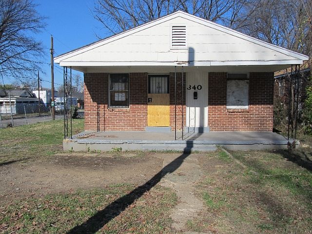 2nd image of 340 Hollowell Ave