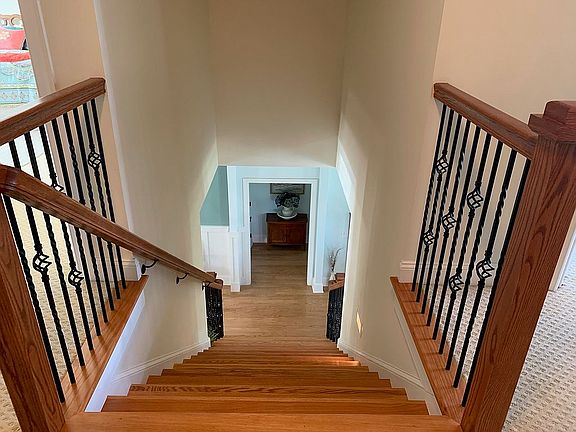 5th image of 4302 Lauralis Bluff Ct