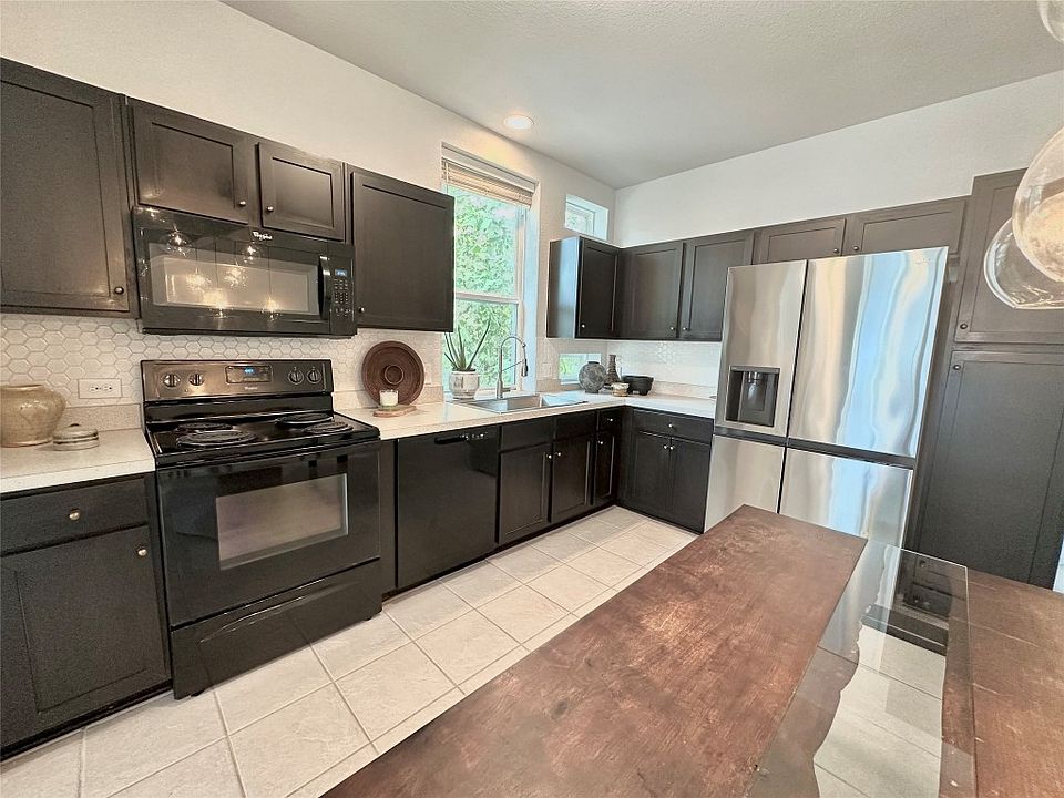 1st image of 4323 Nitschke St #4323