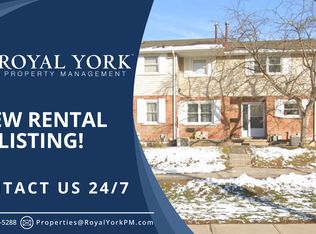 440 Pioneer Dr #8, Kitchener, ON N2P 1H6