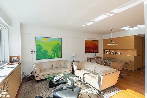 1st image of 20 E 68th St APT 10E