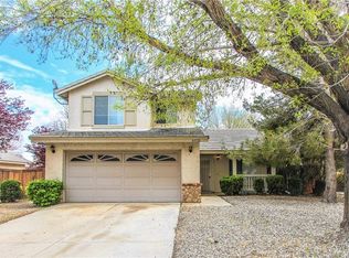 44726 Shadowcrest Dr, Lancaster, CA 93536