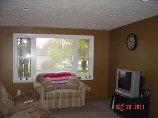5th image of 420 E Grant St