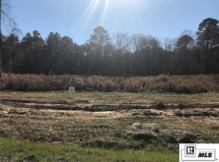 425 Pelican Grove Dr, Calhoun, LA 71225