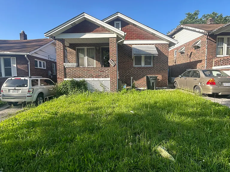 1236 Gimblin St — Photo 3