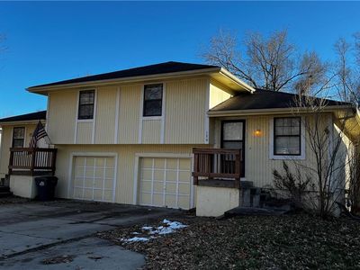 124-126 SW Chicago St, Blue Springs, MO, 64014