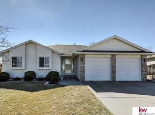 3715 Sheridan Rd, Bellevue, NE 68123