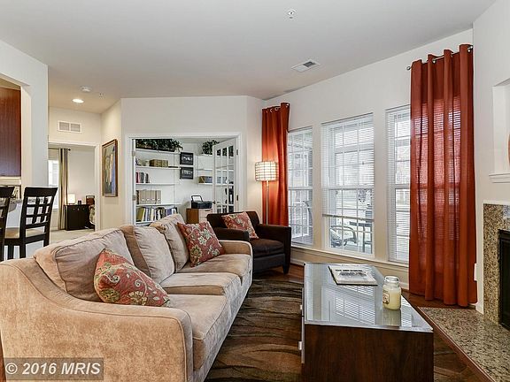 4th image of 8420 Ice Crystal Dr Unit B