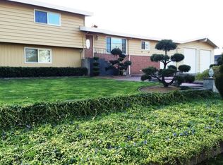 14712 Meadow Rd, Lynnwood, WA 98087