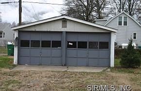 3rd image of 2324 E 25th St