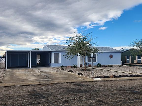 3rd image of 2540 E Curtis Way