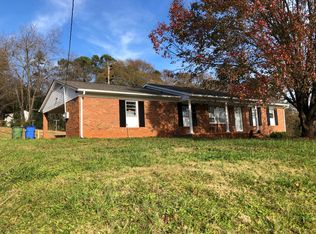 4 Hillcrest Dr, Belmont, NC 28012