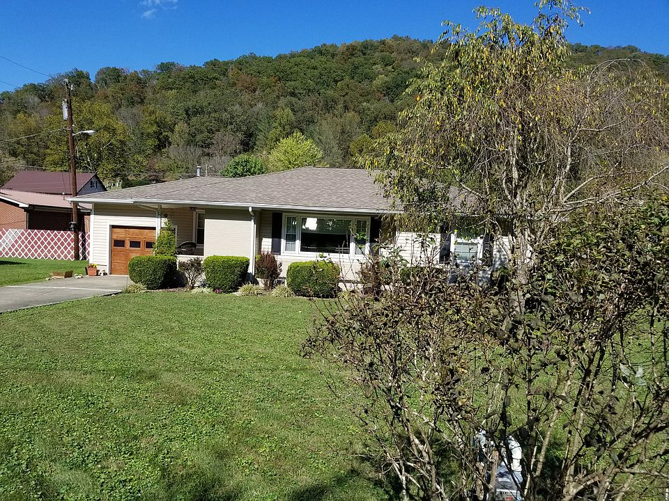 1st image of 123 S Cardinal Dr