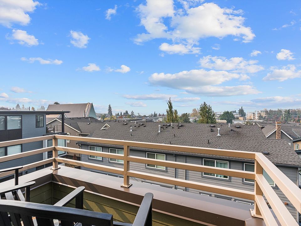 1st image of 335 2nd Ave S #115
