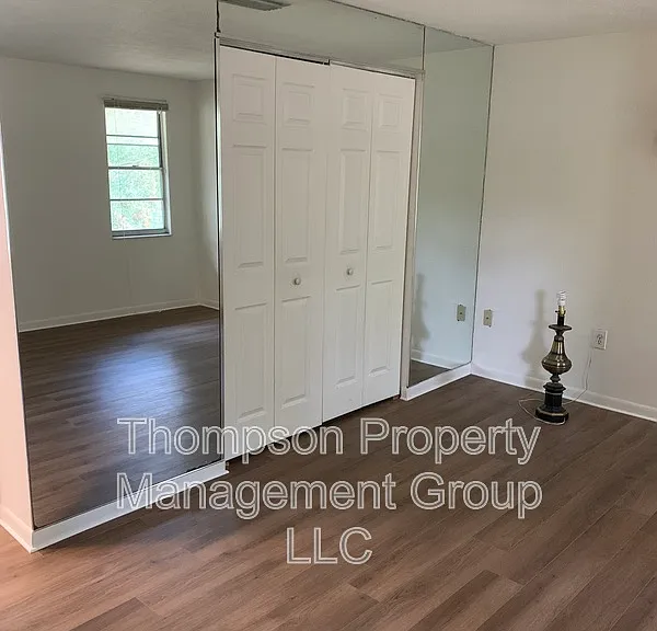 1736 E Mulberry Dr — Photo 11