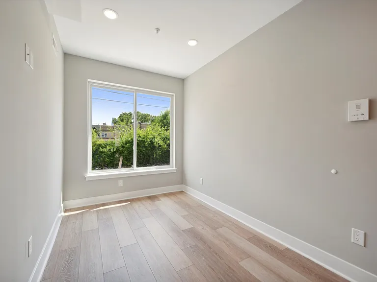 1513 Seybert St #1A — Photo 6