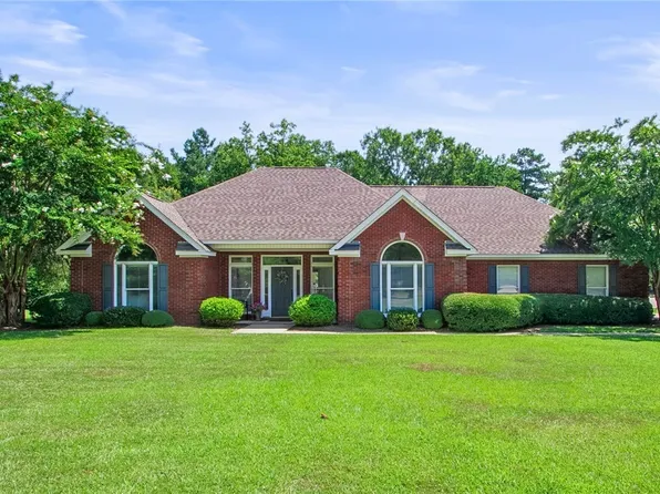 13950 Stone Harbour Dr, Northport, AL 35475