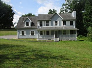 137 County Route 22, Johnson, NY 10933