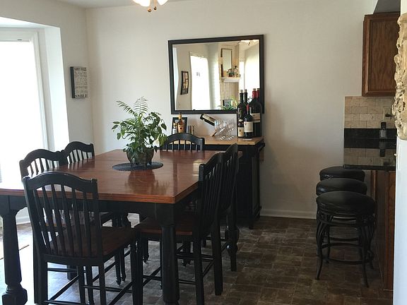 Dining room flows to kitchen