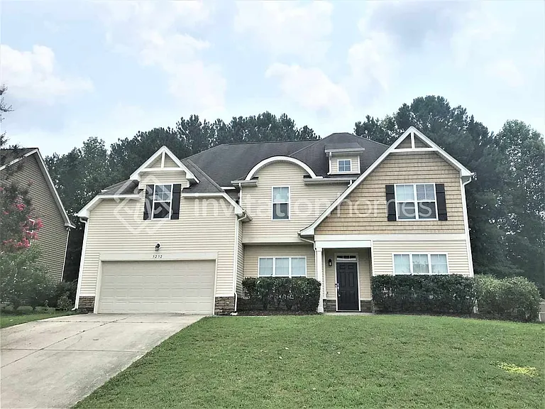 5232 Sapphire Springs Dr — Photo 1