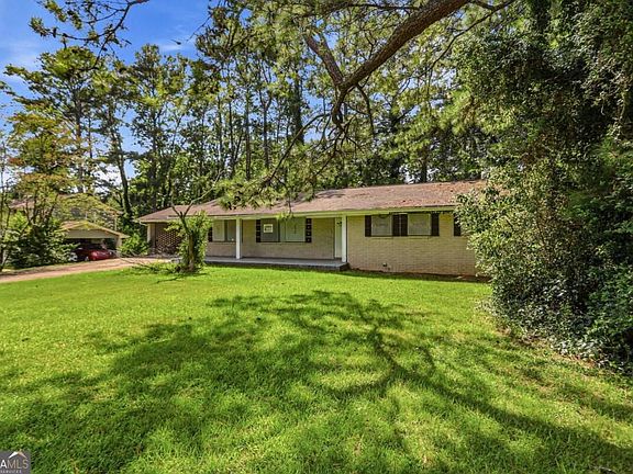 3rd image of 1281 Lee Ann Dr