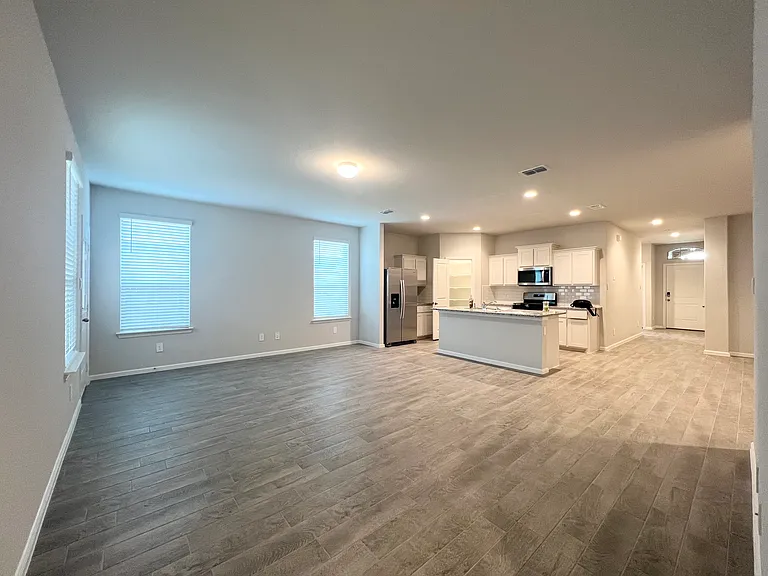 8636 Centerboard Ln — Photo 11