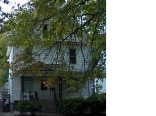 430 W Edwards St, Springfield, IL 62704