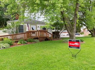 1932 35th St, Moline, IL 61265