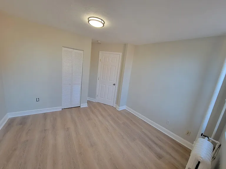 224 Hanover St #11A — Photo 16