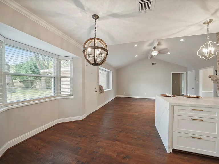 12866 Westmere Dr — Photo 17