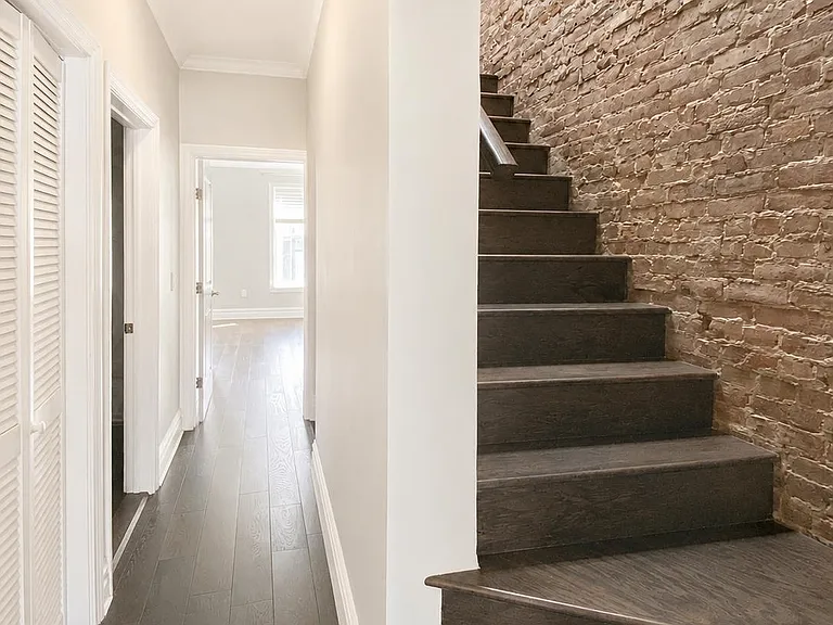 29 Belmont Ave #2 — Photo 17
