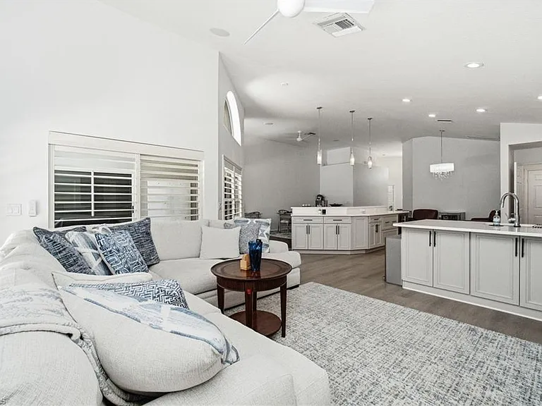 6988 Burnt Sienna Cir — Photo 5