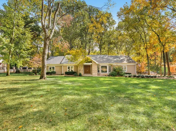 6049 Robin Hill Rd, Nashville, TN 37205