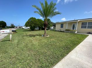 2831 Scanlan Ave, Lake Worth, FL 33461