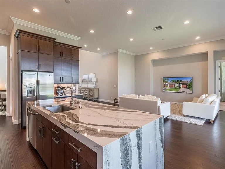 13408 Machiavelli Way — Photo 2