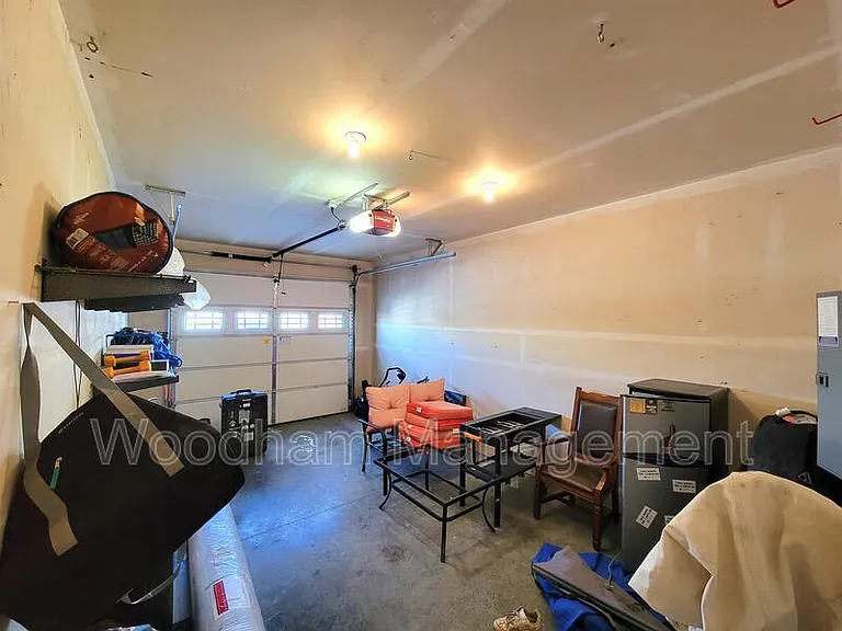 1112 Biehl Dr #B — Photo 18