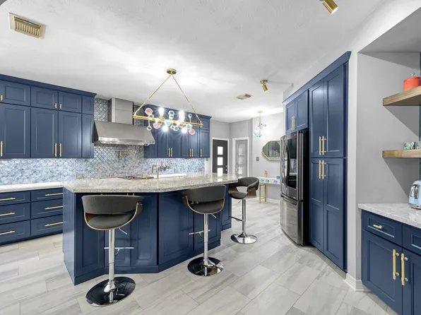 13247 Summer Rose Ln, Conroe, TX 77302