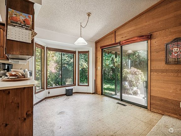 4th image of 6209 NW Garfield Avenue