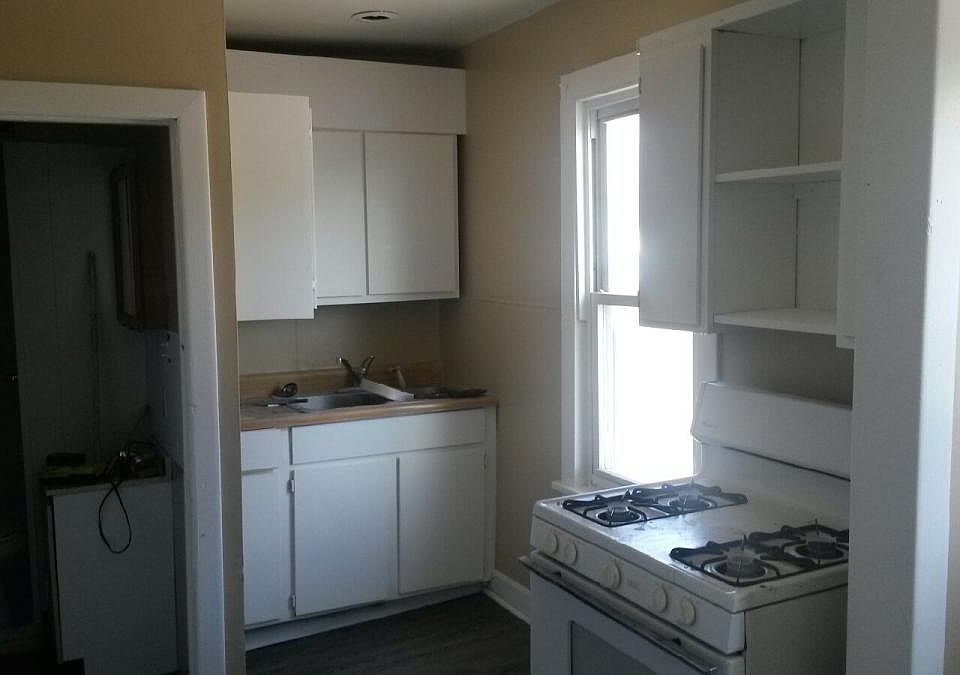 2nd image of 335 W Saint Louis Ave APT 3