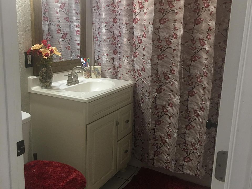 2nd image of 2470 Baltic Ave