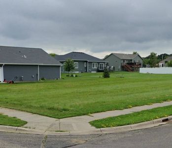 396 Hickory Ln NE, Owatonna, MN, 55060