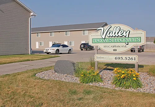 Valley Townhomes Photo 1