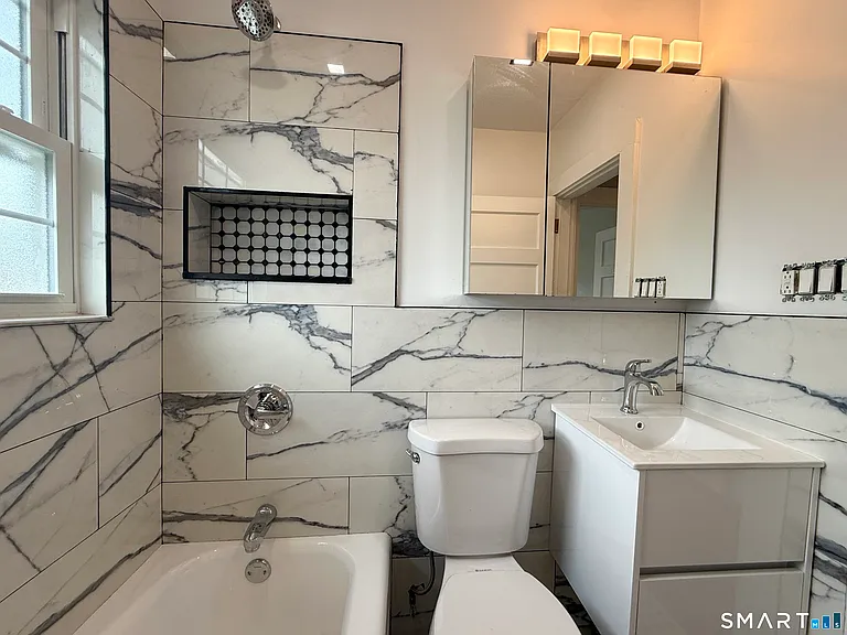 32 Hadley St — Photo 15