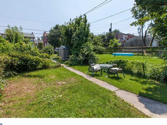5th image of 143 Rosemont Ave