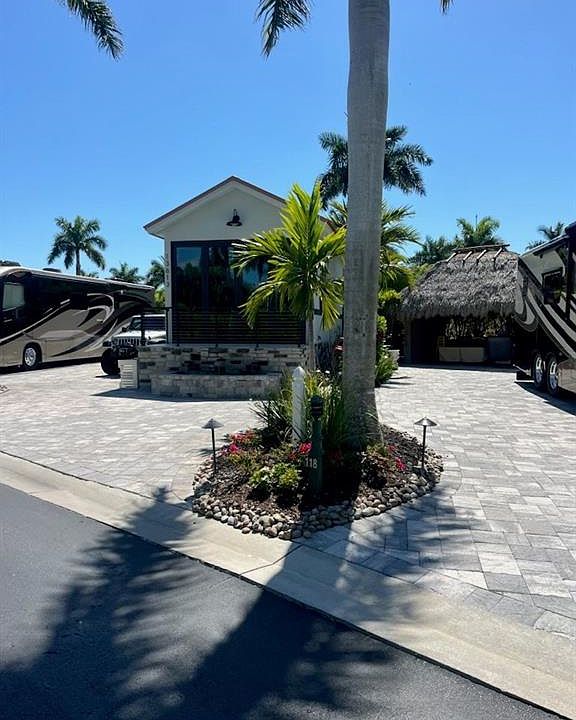 1st image of 13613 Snapper LN
