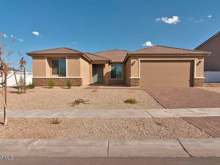 6303 S 24th Pl — Photo 1