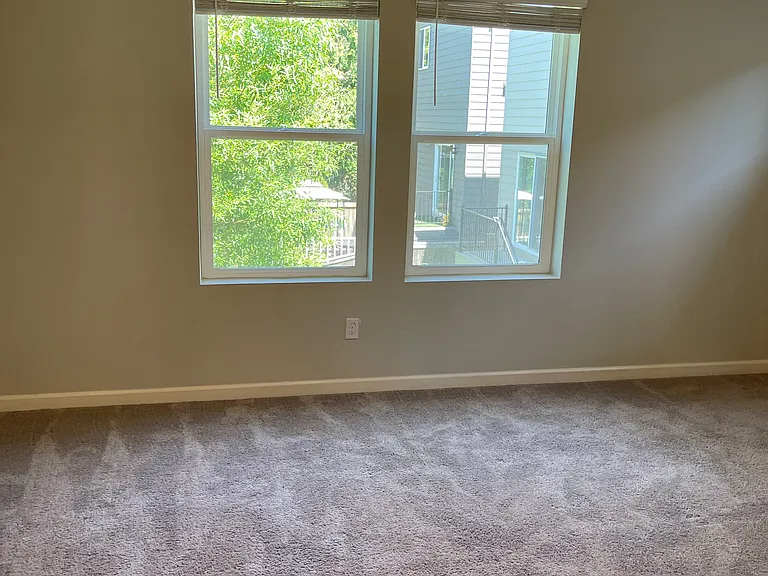 7385 SW Spruce St — Photo 25