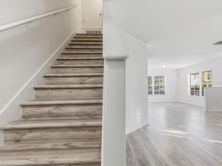 37554 Daliha Ter — Photo 20