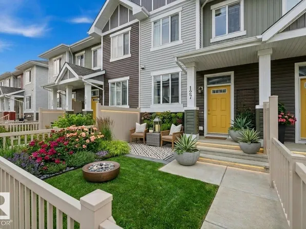 2905 141st St SW #127, Edmonton, AB T6W 3M4